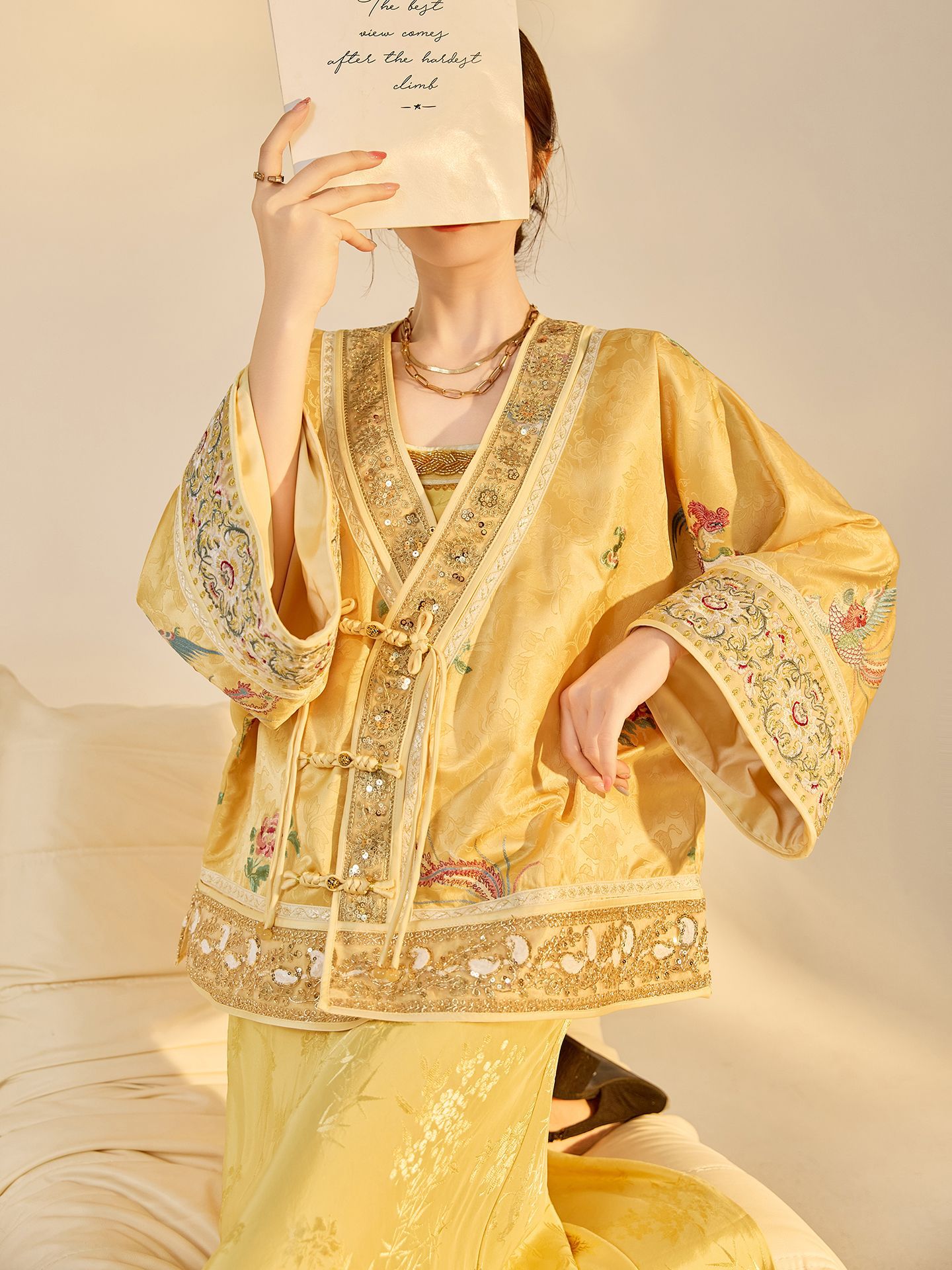 Embroidery Fashion - Autumn New Fashion V-neck High-end Jacket