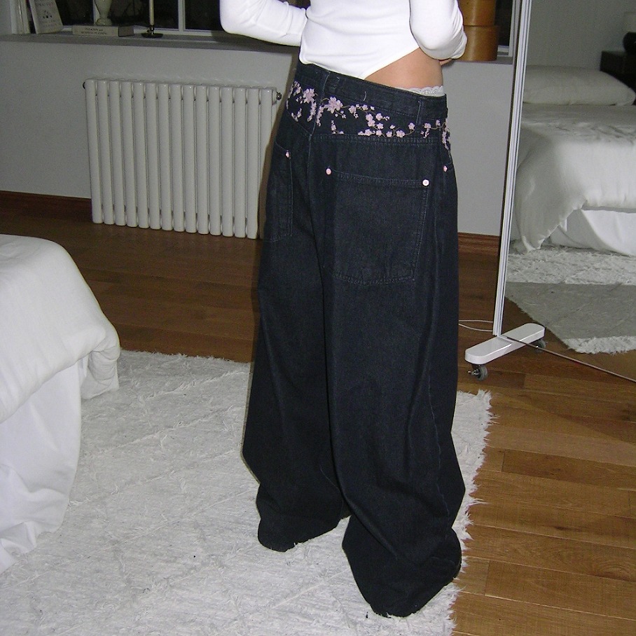 Sakura Embroidery High Waist W - Embroidery Jeans Sakura ulasan dan harga