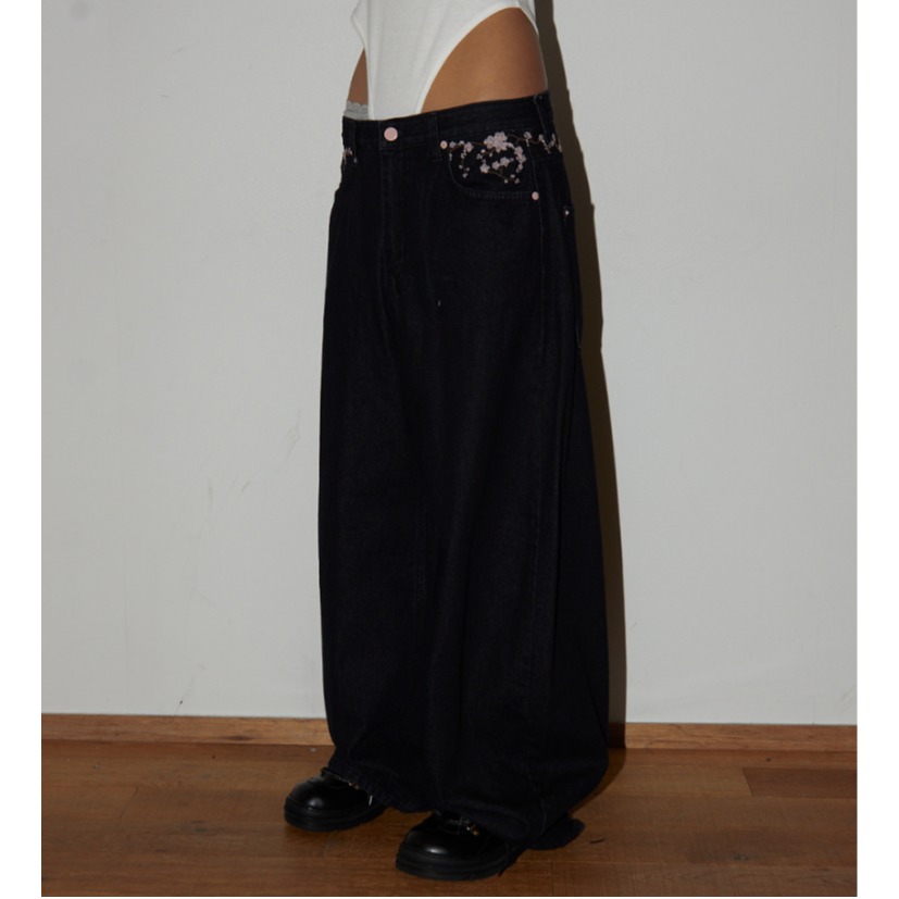 Sakura Embroidery High Waist W - Embroidery Jeans Sakura ulasan dan harga
