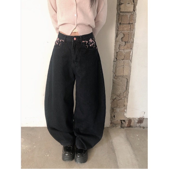 Spring 2026 High Waist Sakura  - Embroidery Jeans Sakura ulasan dan harga