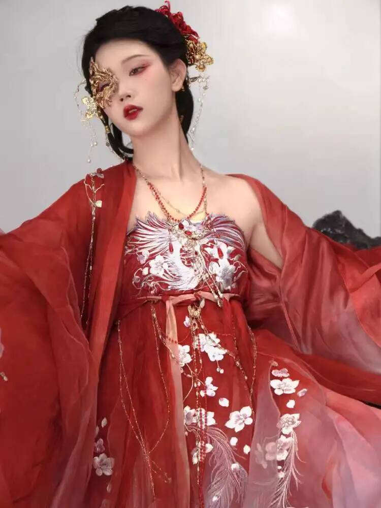 Women In Hanfu Heavy Embroider - Embroidery Set ulasan dan harga